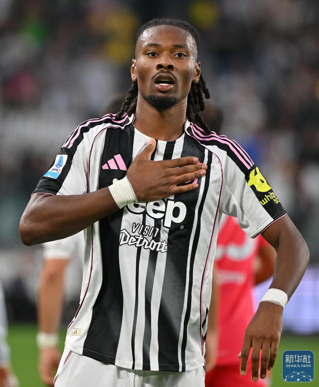 米兰体育APP-关于集结日尤文图斯临场应变：意甲节点到来，媒体盛赞，轮换策略成焦点的信息